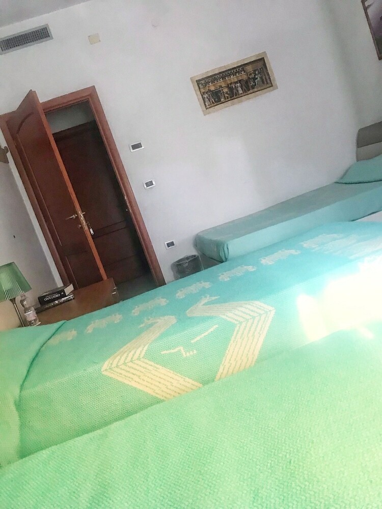 Hotel Affitto Camere Centro Di Cagliari