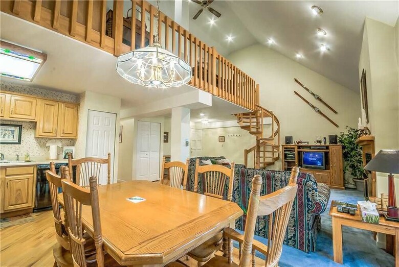 Yampa View 212
