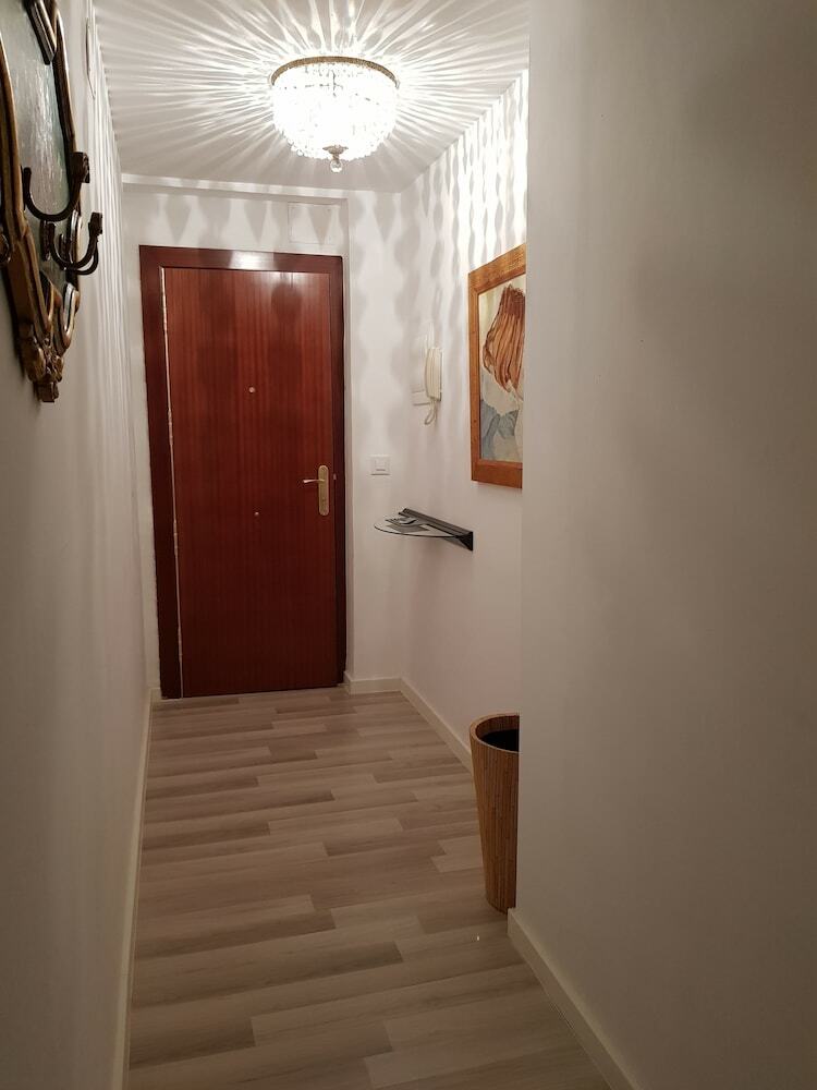 Apartamentos 18 Torres Centro