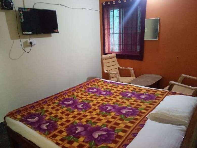 Hotel Kanish Home Stay