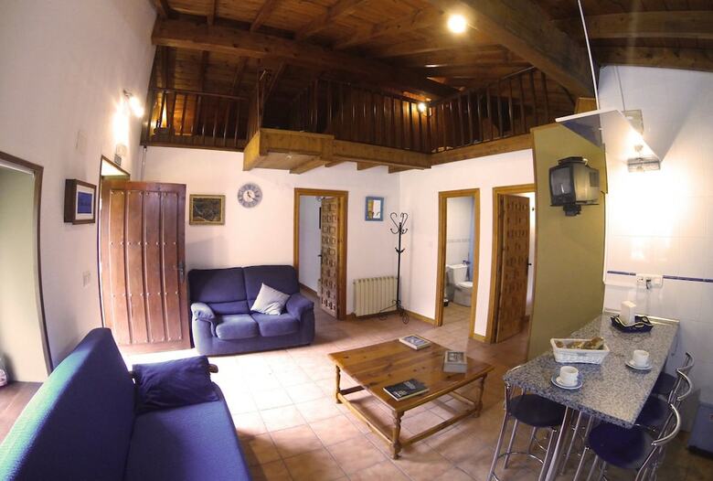 Apartamentos Rurales La Ventona De Luena
