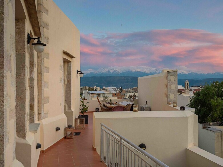 Apartamentos Lithinon Luxury Suite