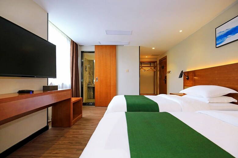 Immersing Hotel Guihu Branch