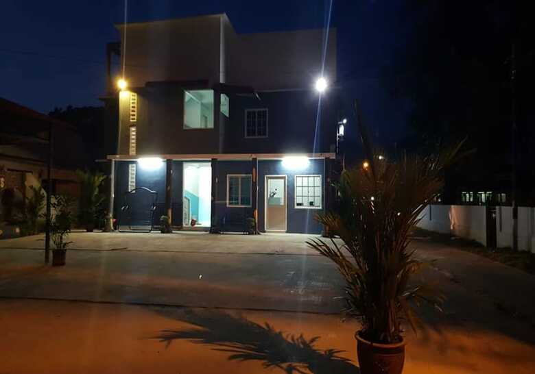 Hostal Perintis Motel Kuah - Hostel