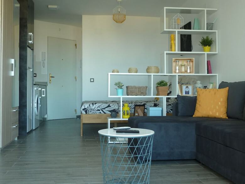 Sunny Apartments 1bdr