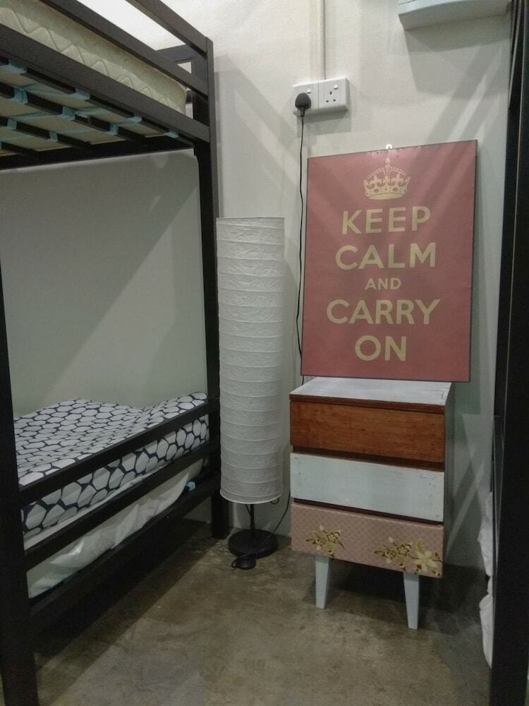 Hostal Wakalily Hostel