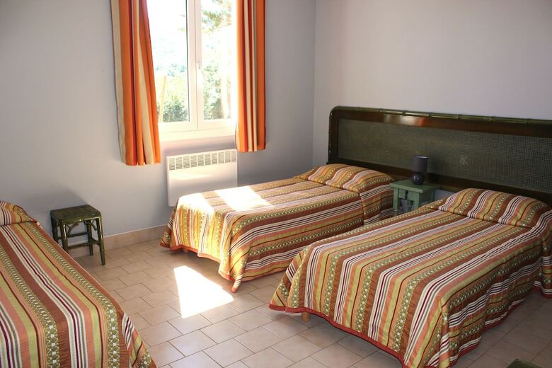 Hotel H�tel Arcu Di Sole