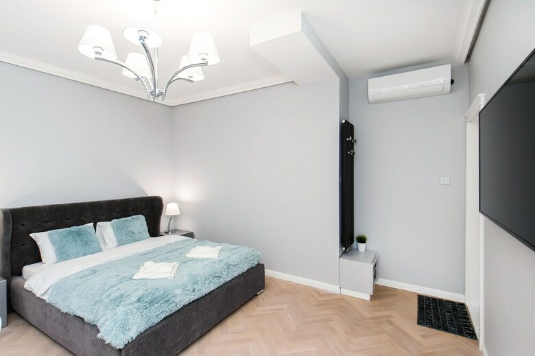 Noble Apartments