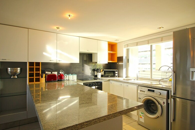 Apartamentos Harbour Edge 302