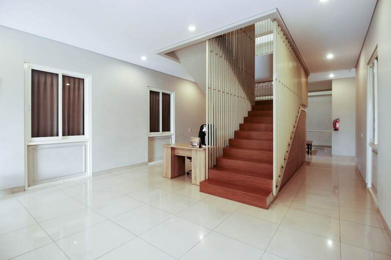 Hotel Airy Patal Senayan 2 Jakarta