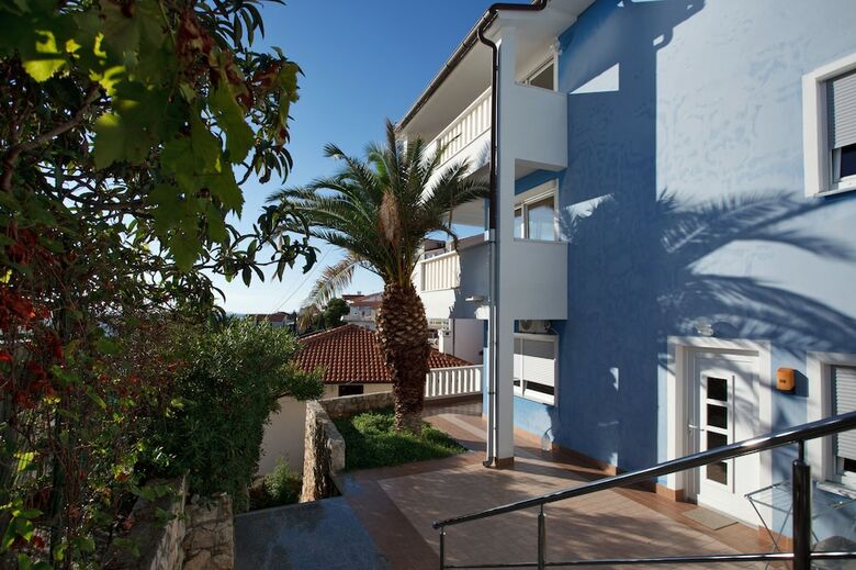 Oaza Apartmani Primosten