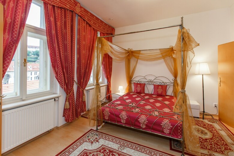Castle Apartments