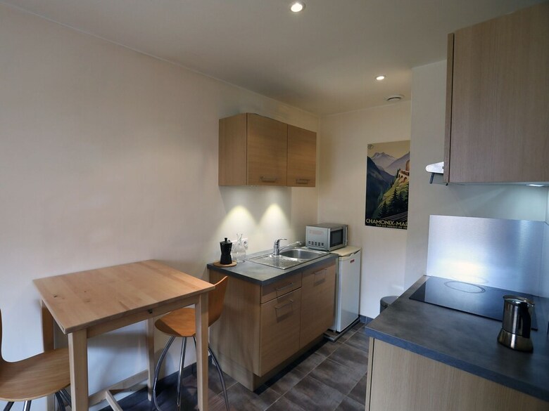 1bd Apartment Right Downtown