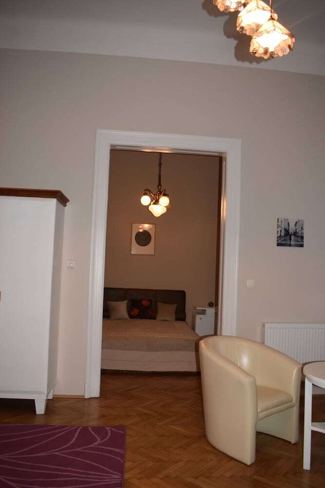 Orient Deluxe Apartments