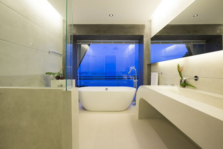 Villa Moonshadow