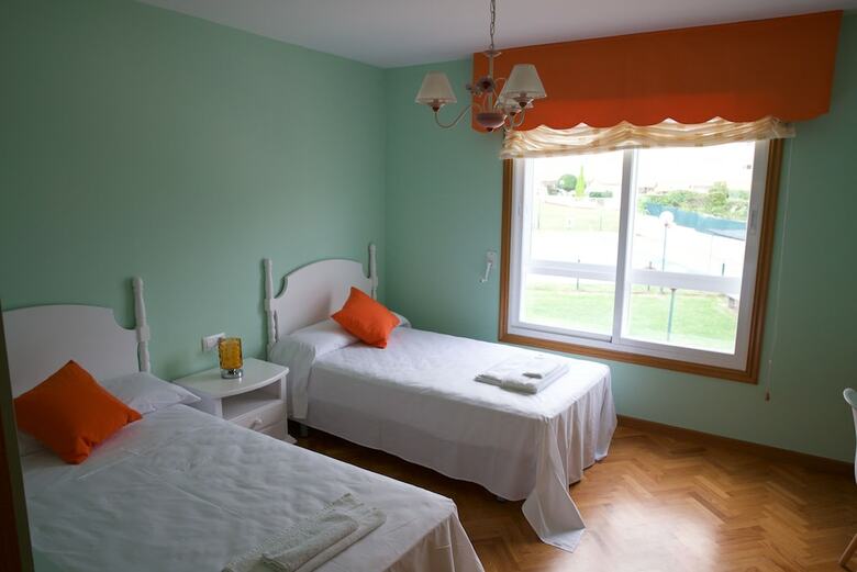Apartamentos Casa Con Piscina En Perbes