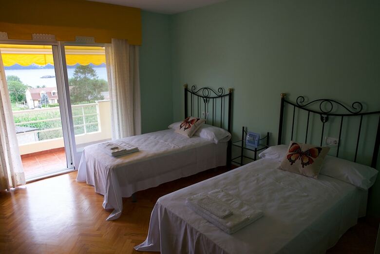 Apartamentos Casa Con Piscina En Perbes