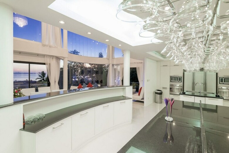 Villa White Stone