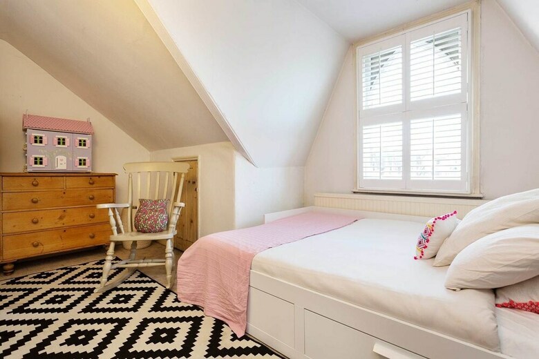 Archway Hideaway