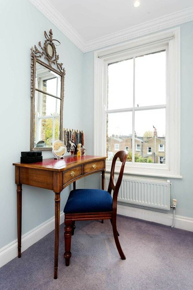 Kennington Town House