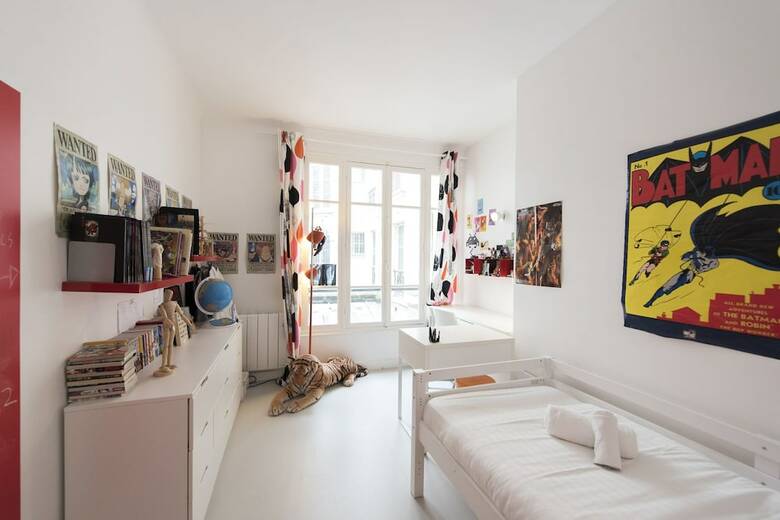 Contemporary Chic By Place De La Nation