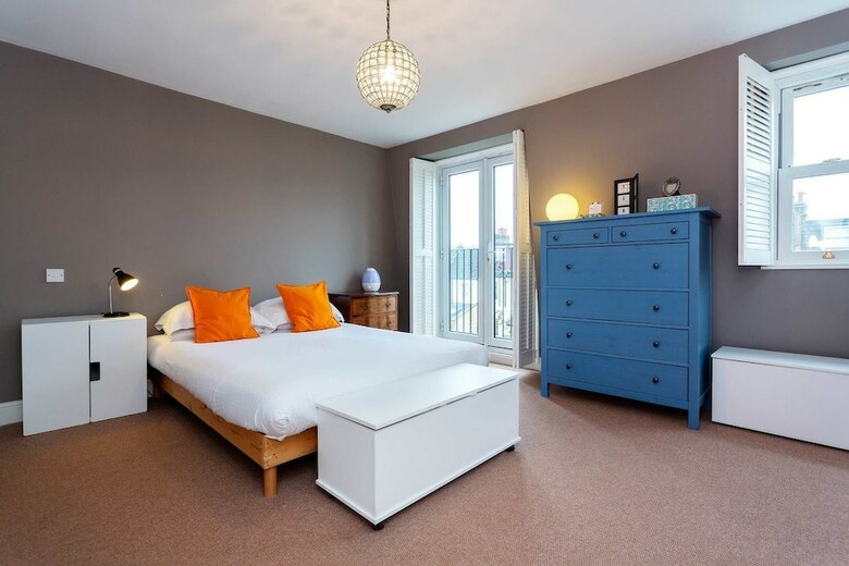 Apartamentos Terraced Home In Tranquil Wimbledon