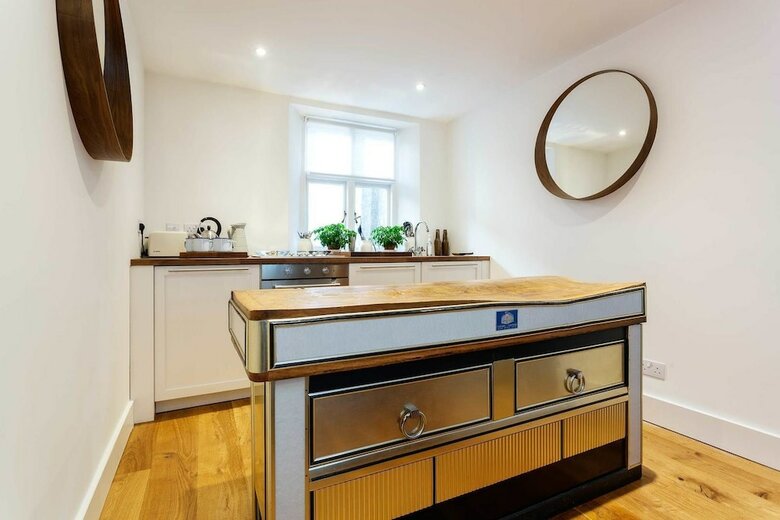 Fanciful In Fitzrovia