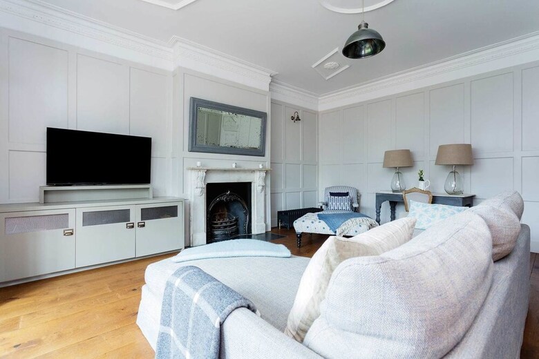 Chic Interiors Near Streatham Common