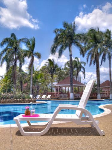 Hotel Lagos De Menegua