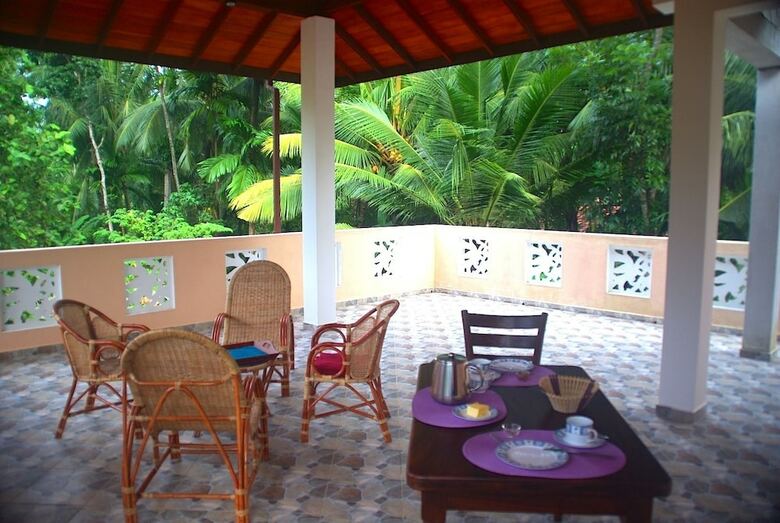 Hotel King Coconut Lodge
