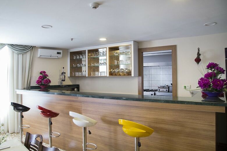 Hotel Seyhan Sarus Otel