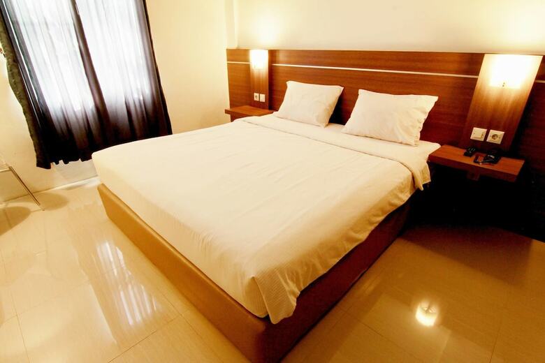Alzara Hotel