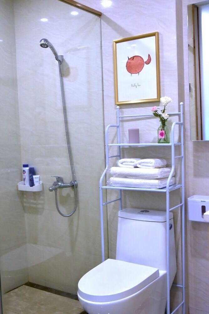 Residencia Guangzhou Ardrew Shared Homestay
