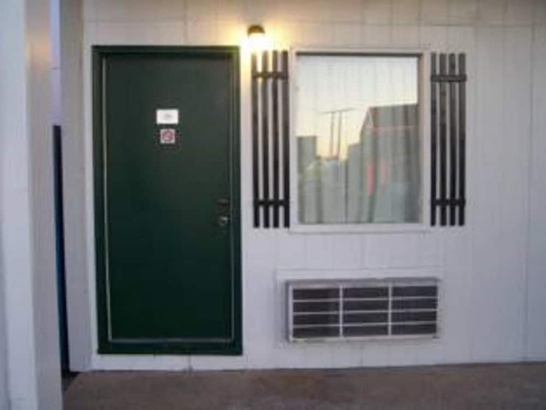 Budget Deluxe Motel