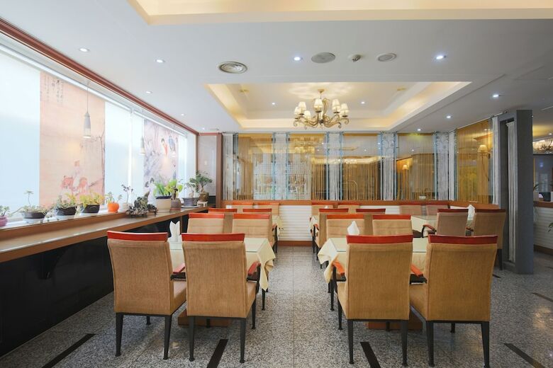 Fiore Tourist Hotel