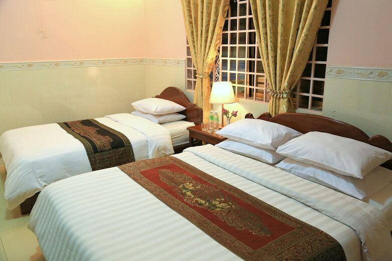Hotel The Golden Square Villa