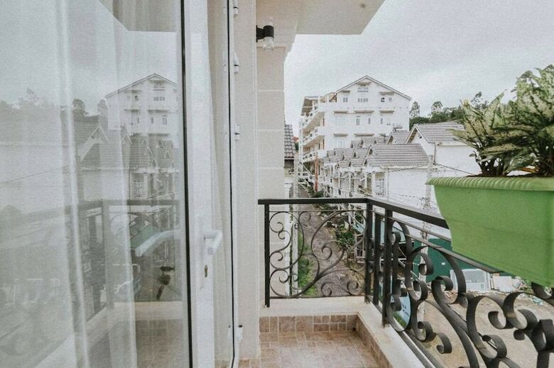 Hotel Jolie House