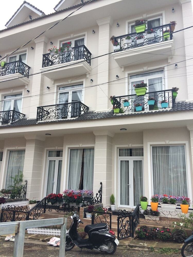 Hotel Jolie House