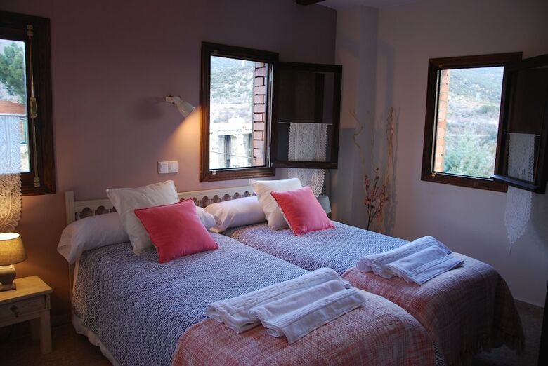 Hotel Rural Don Burguillo