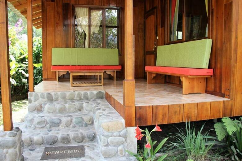 Cabana Casita De Madera Heliconia