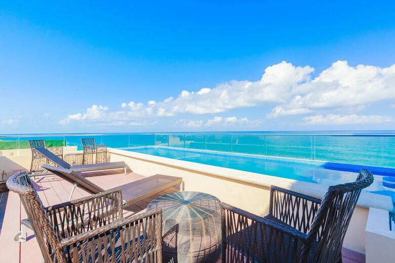 Isla 33 - 3 Bedroom Ph #2404