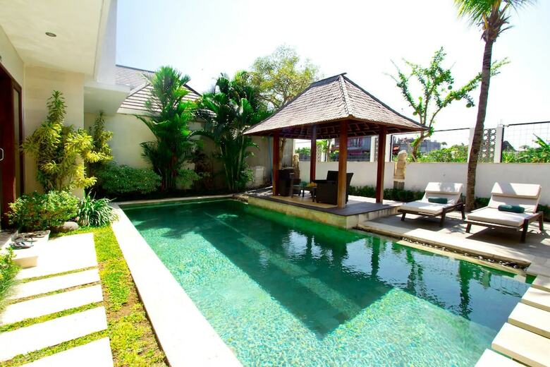 Hotel Apple Villa And Apartment