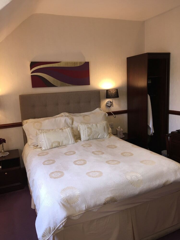 Hotel Kathmore Guest House