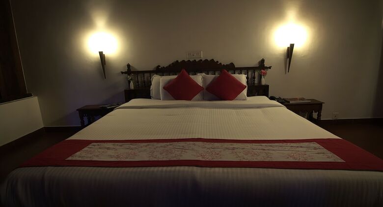 Hotel Ambadi