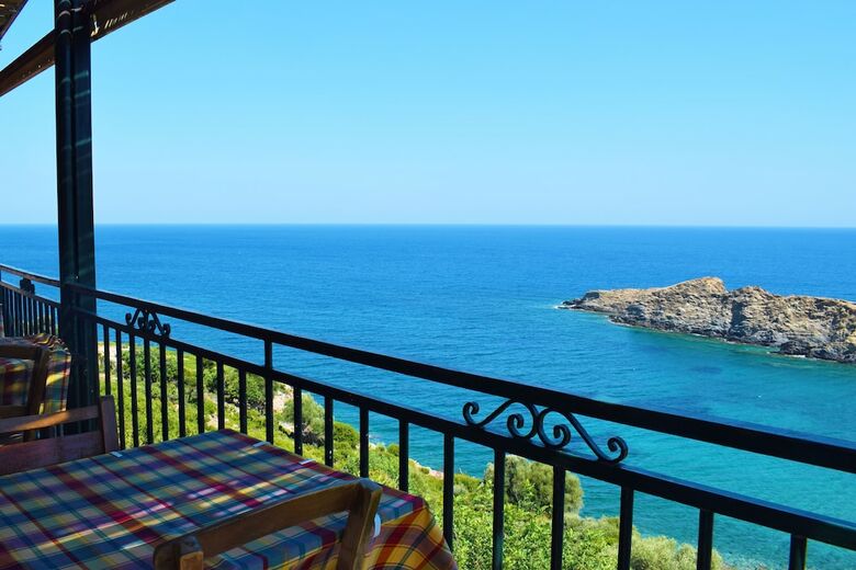 Okeanides Villas