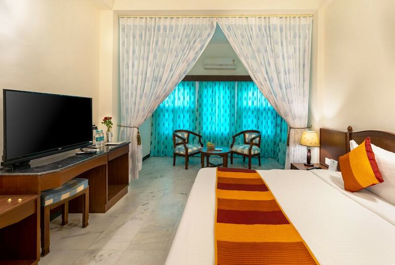 Hotel Sarovar On Lake Pichola