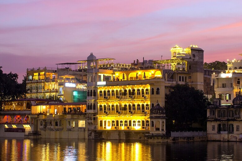 Hotel Sarovar On Lake Pichola