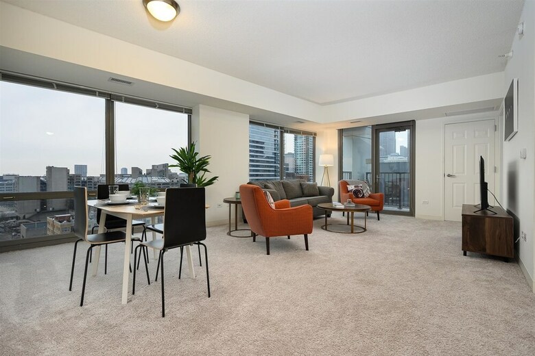 Hotel Kasa Chicago South Loop Apartments