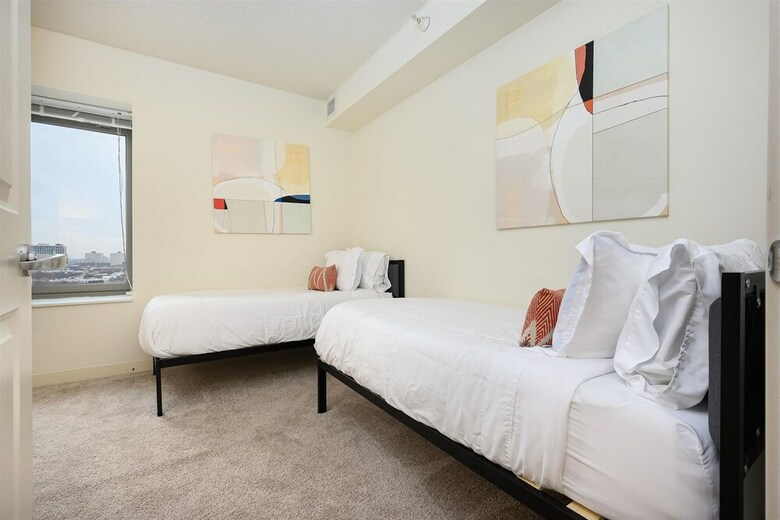Hotel Kasa Chicago South Loop Apartments