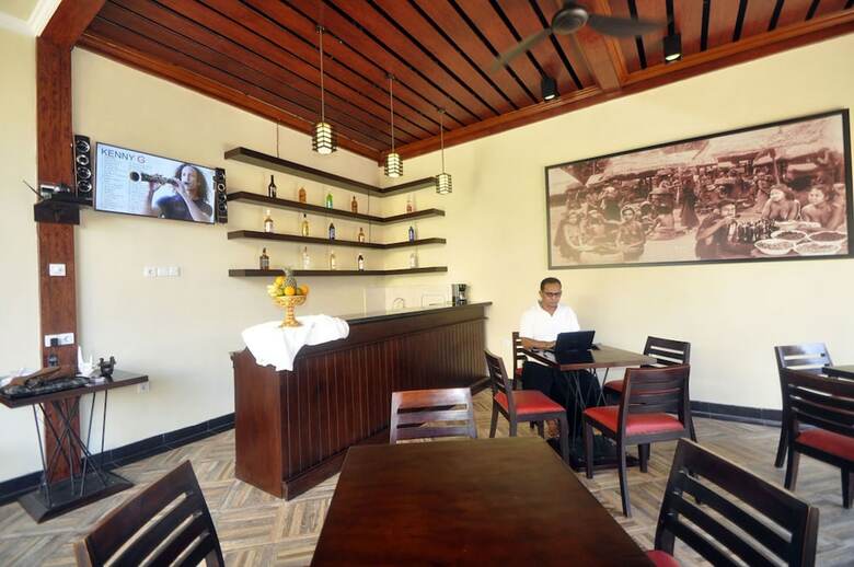 Hotel Kings House Kesari